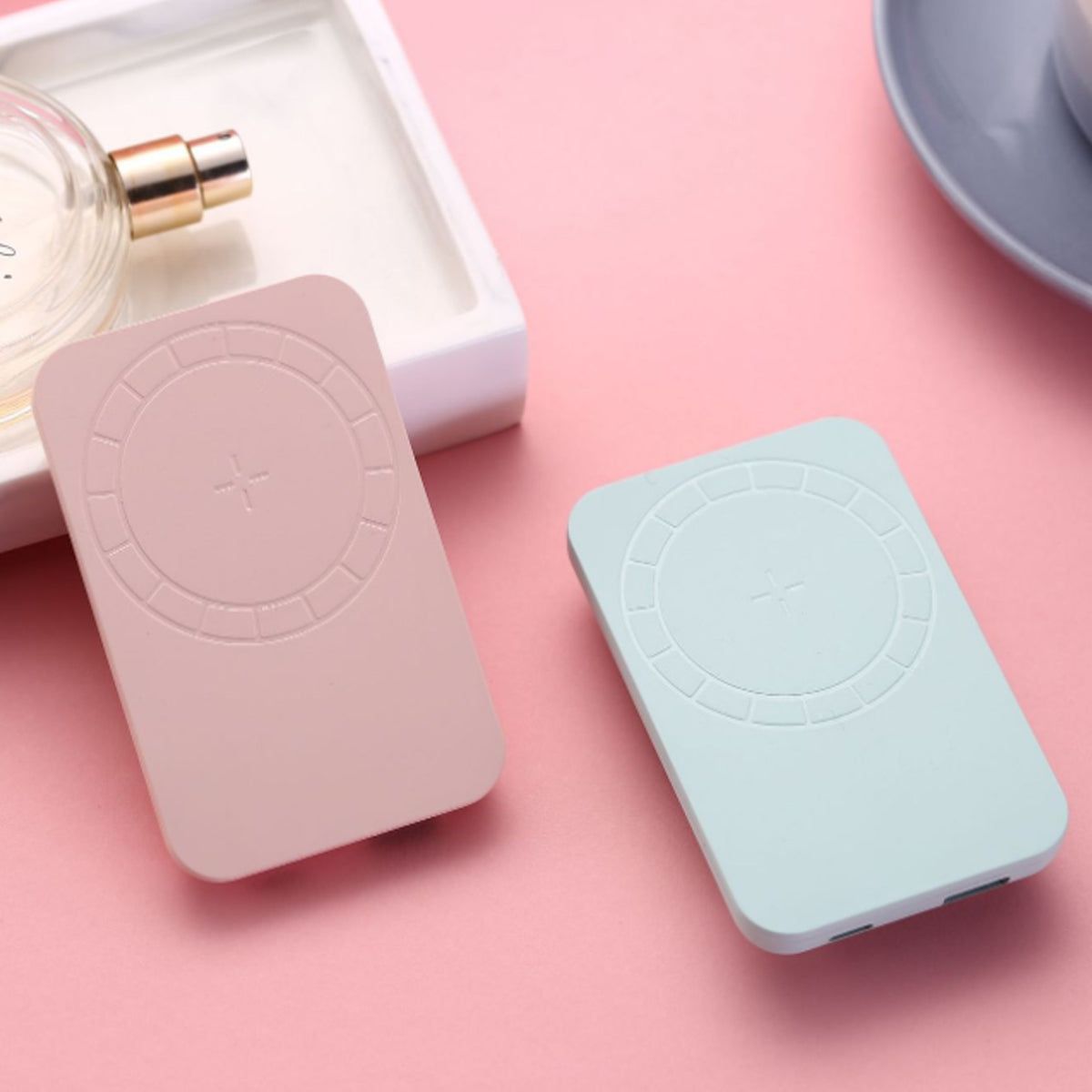 Wireless Magnetic Charger Power Bank for iPhone 12